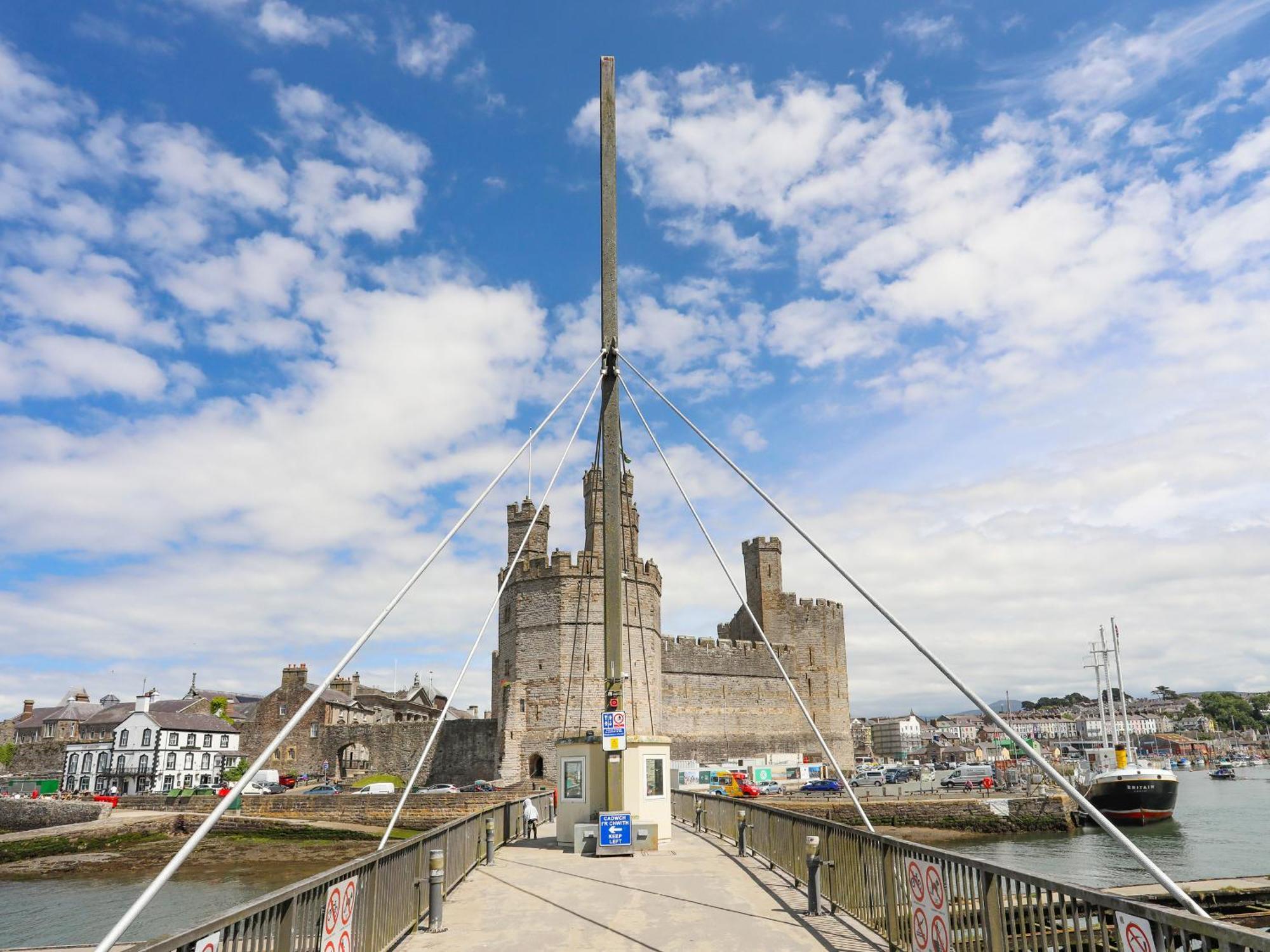 Llety Pen Deitsh 1 Apartman Caernarfon Kültér fotó